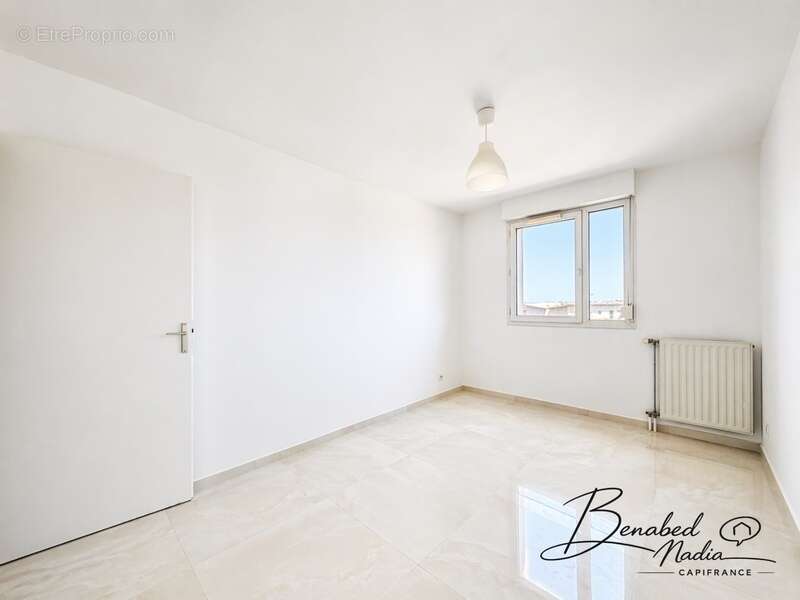 Appartement à BRON