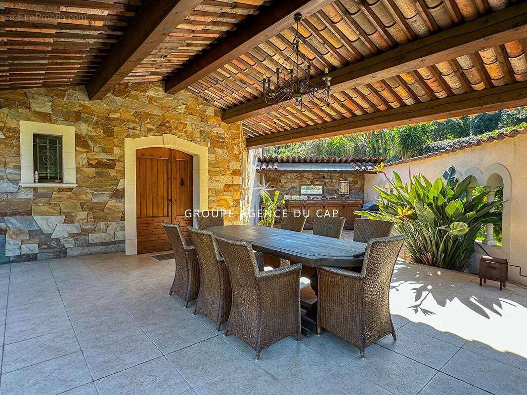 Maison à FREJUS
