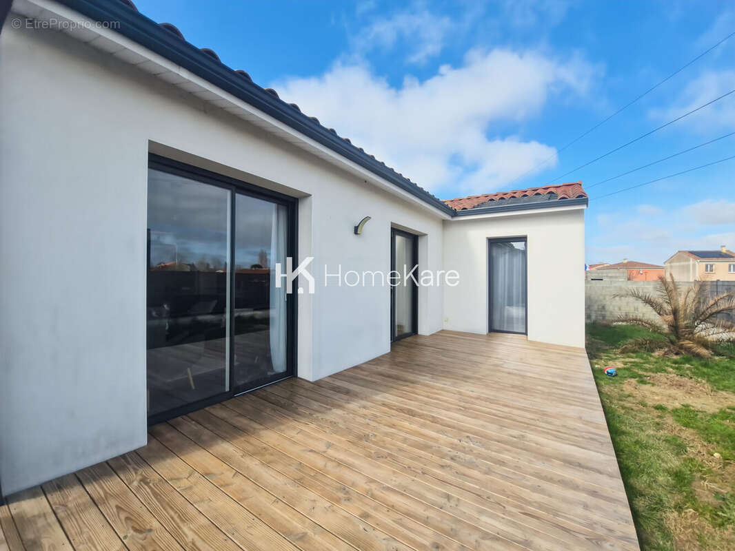 Maison à LAGARDELLE-SUR-LEZE