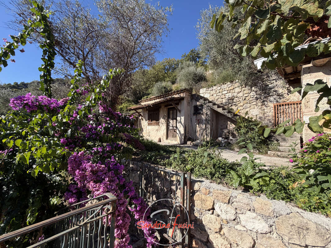Maison à CARROS