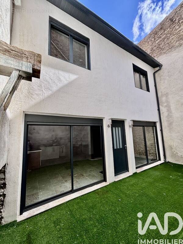 Photo 1 - Maison à LA LIVINIERE