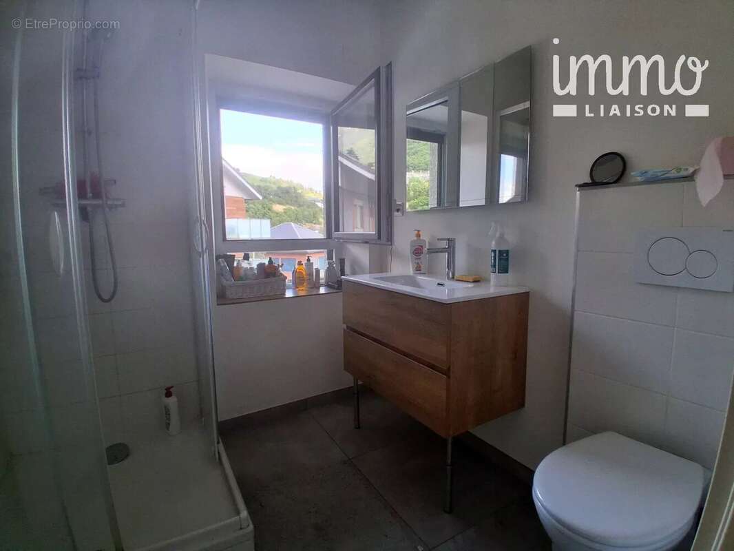 Appartement à SAINT-JEOIRE-PRIEURE