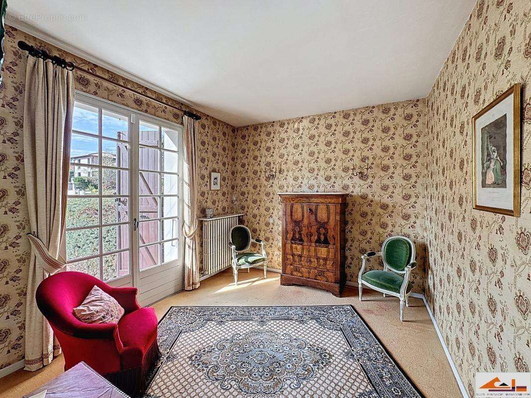 Maison à RAMONVILLE-SAINT-AGNE