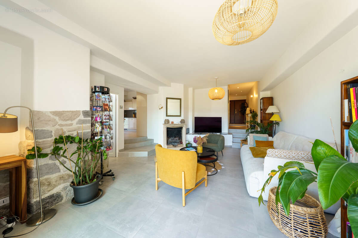 Appartement à BALLAISON