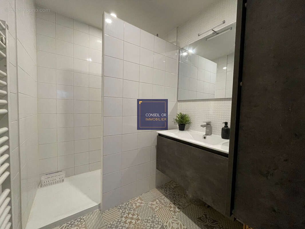 Appartement à VOURLES