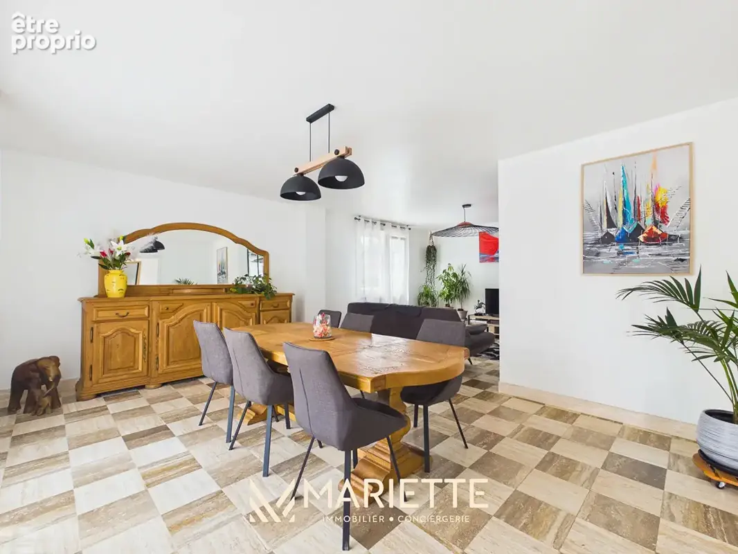 "AVENEL" Maison à Pont Aven avec beaux volumes, sous sol complet et jardin arboré. - photo 4