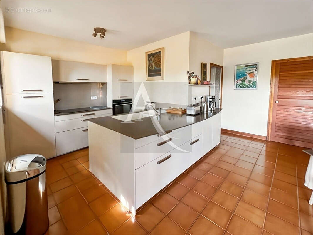 Maison à MONTAYRAL