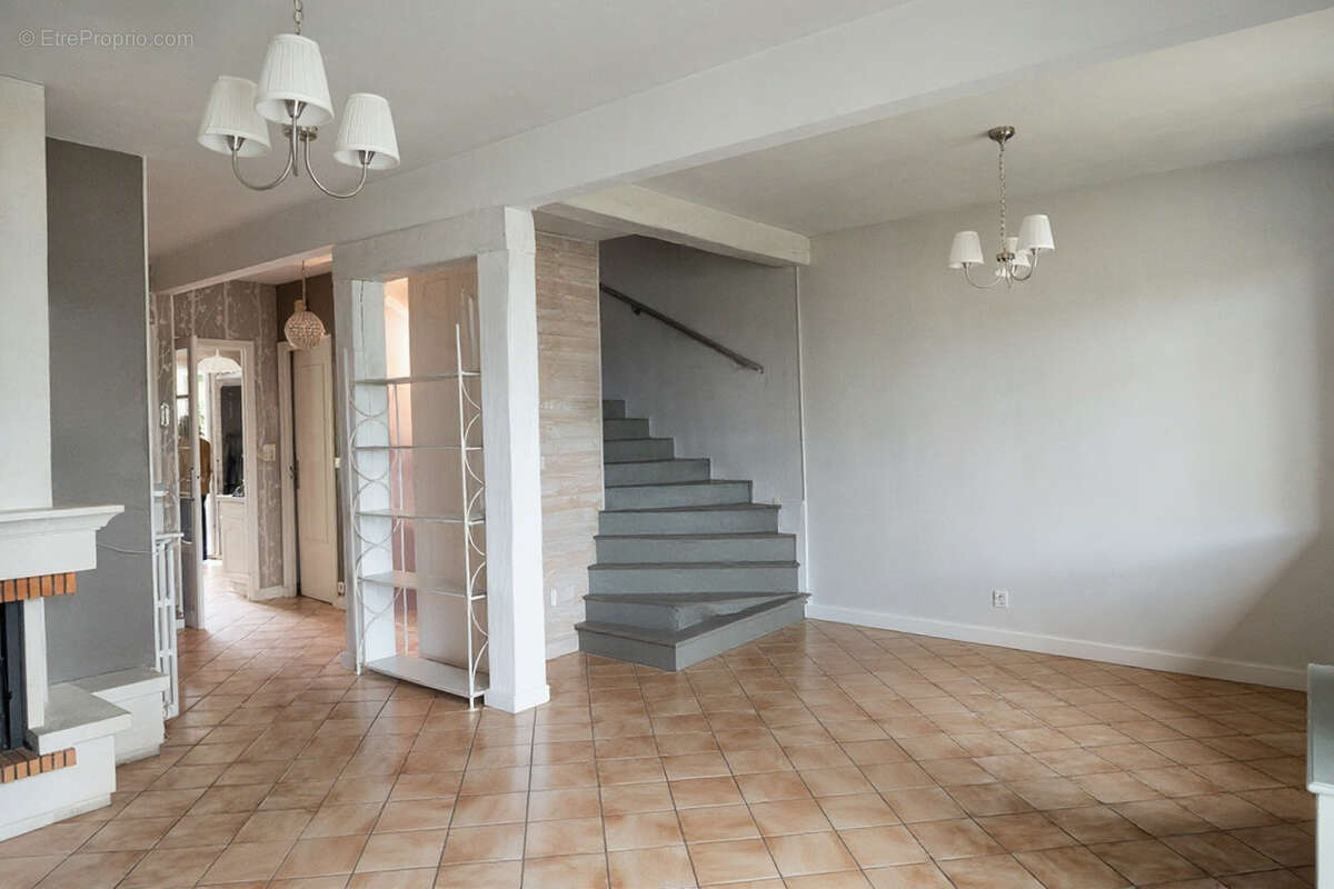 Maison à BRY-SUR-MARNE