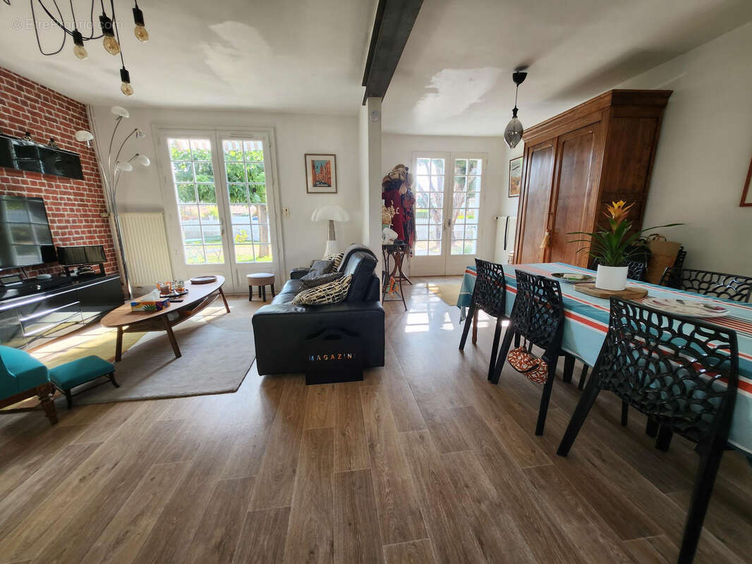 Maison à SAINT-HILAIRE-DE-RIEZ