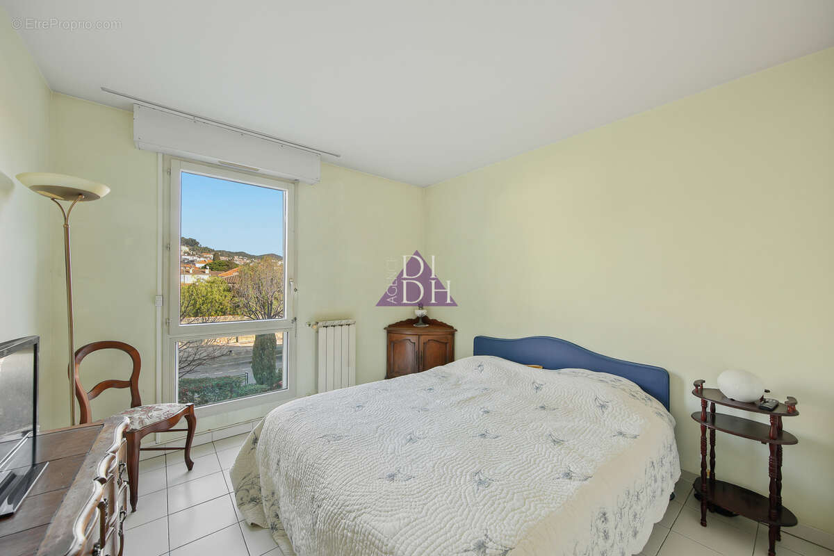 Appartement à HYERES
