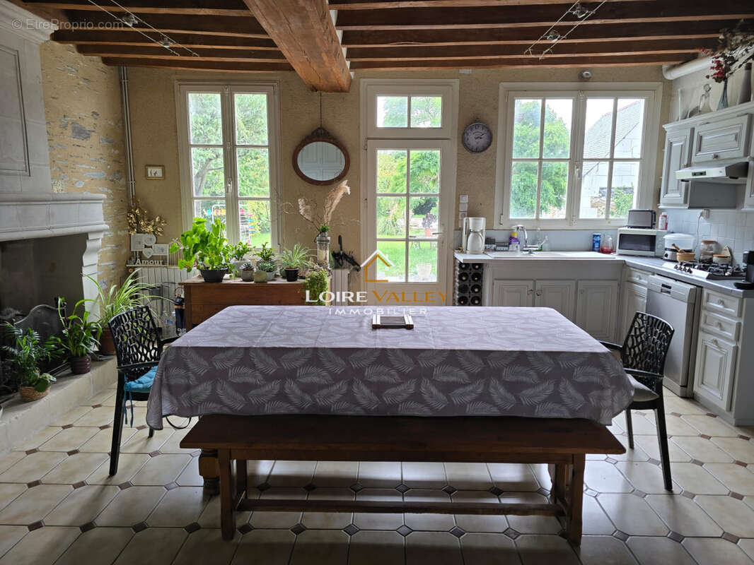 Maison à SAINT-MATHURIN-SUR-LOIRE