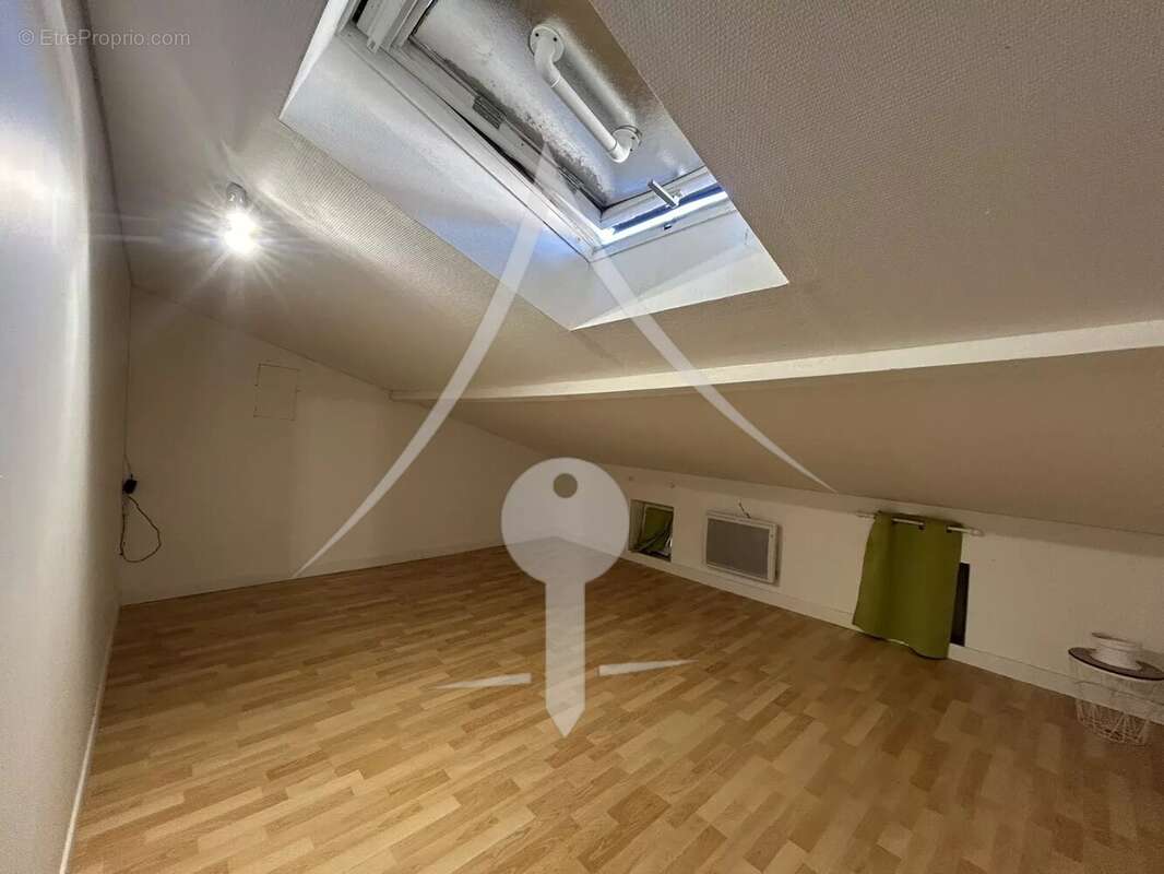 Maison à LAVERNOSE-LACASSE