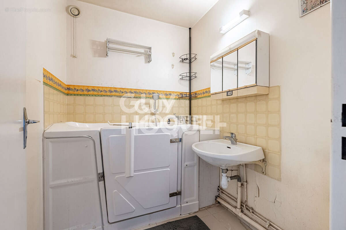 Appartement à ASNIERES-SUR-SEINE