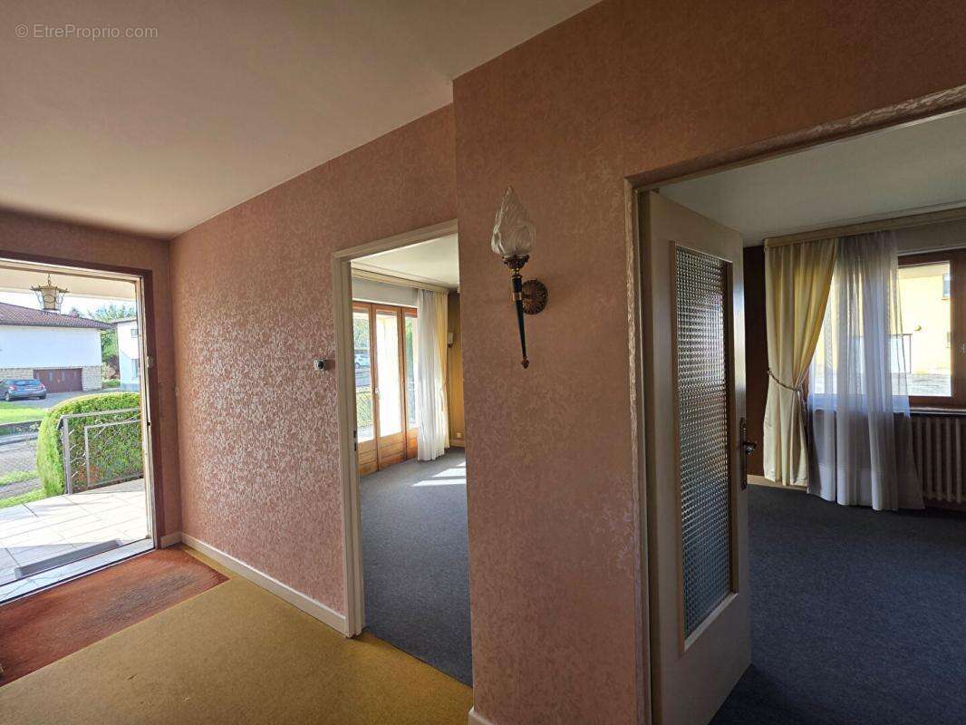 Maison à L&#039;ISLE-SUR-LE-DOUBS