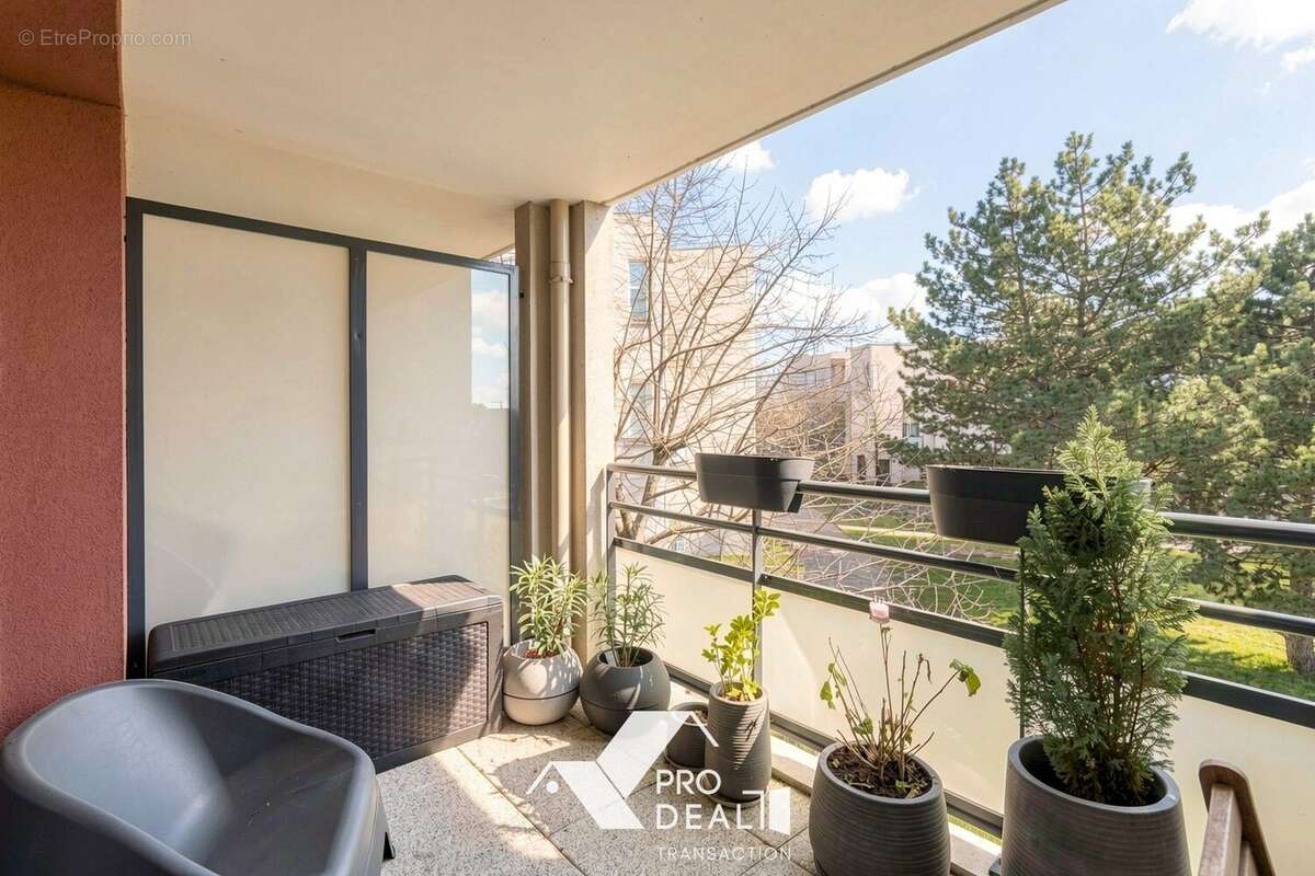 Appartement à BRON
