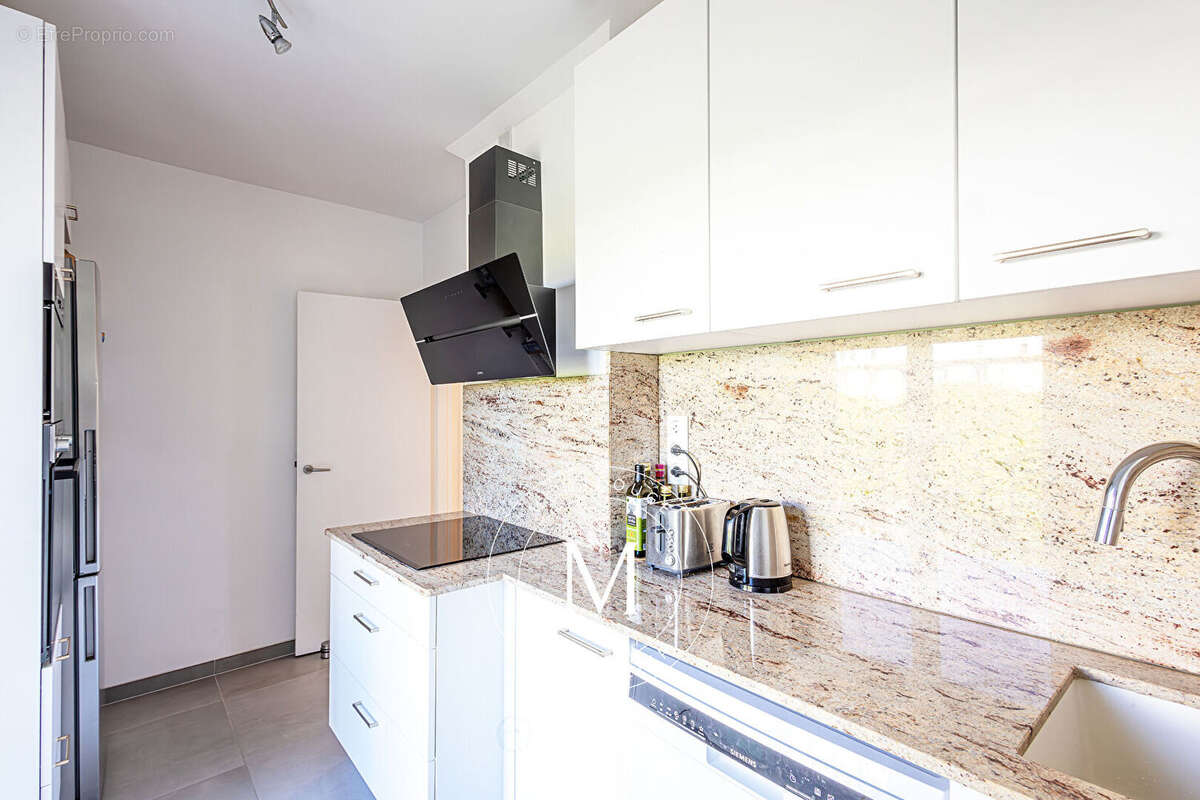 Appartement à MONTROUGE