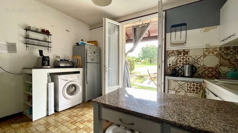 Dpt Dordogne (24), à vendre proche de BERGERAC maison P4 - photo 10