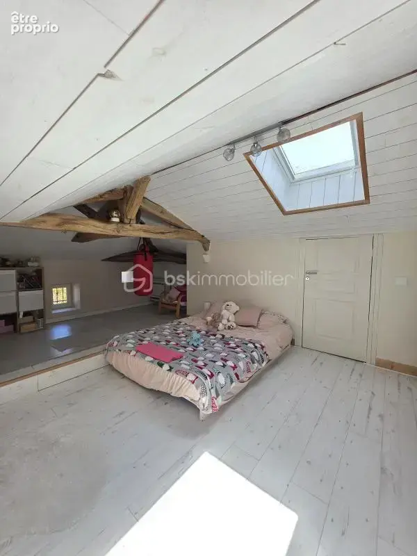 Maison de village en pierre - 4 chambres- 145 m²- jardin- grange - photo 24