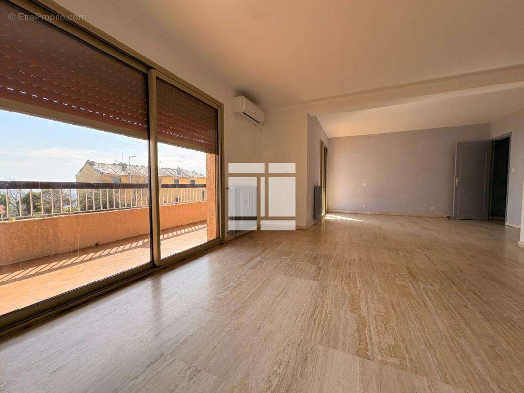 Appartement à VILLE-DI-PIETRABUGNO