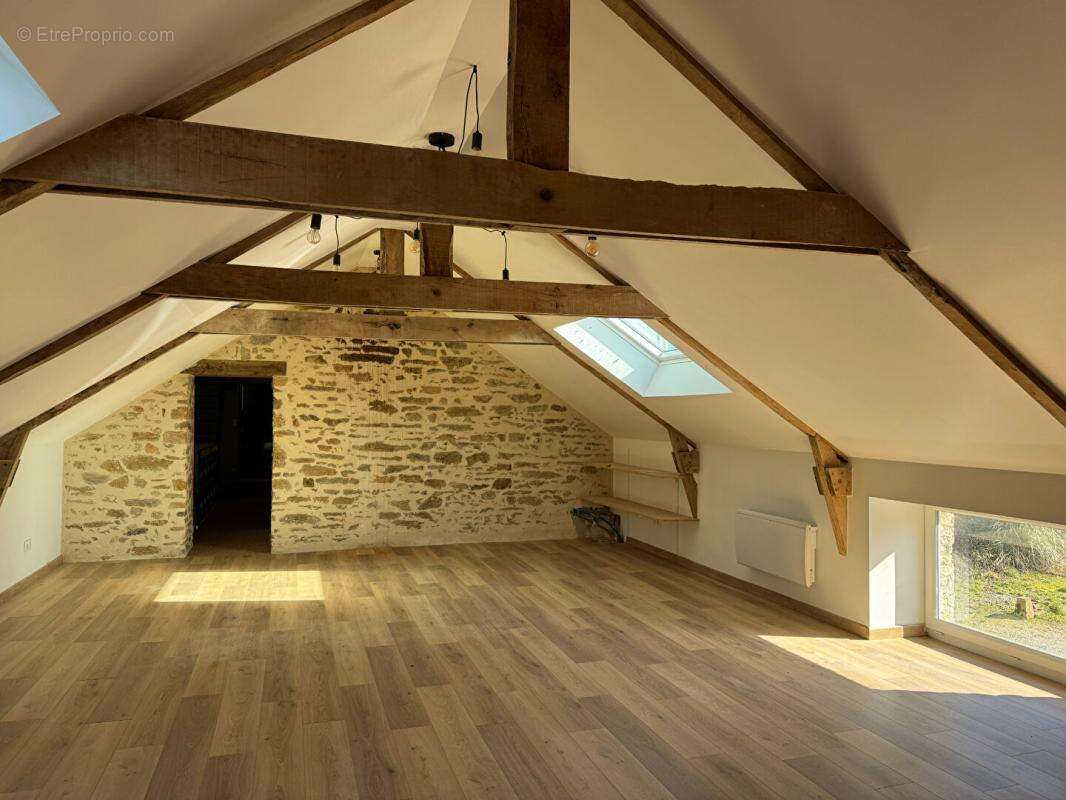 Maison à LA CHAPELLE-NEUVE