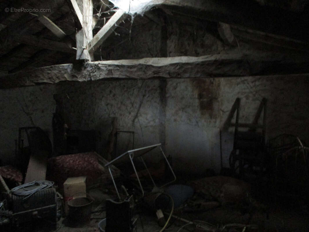 Maison à CEAUX-EN-COUHE