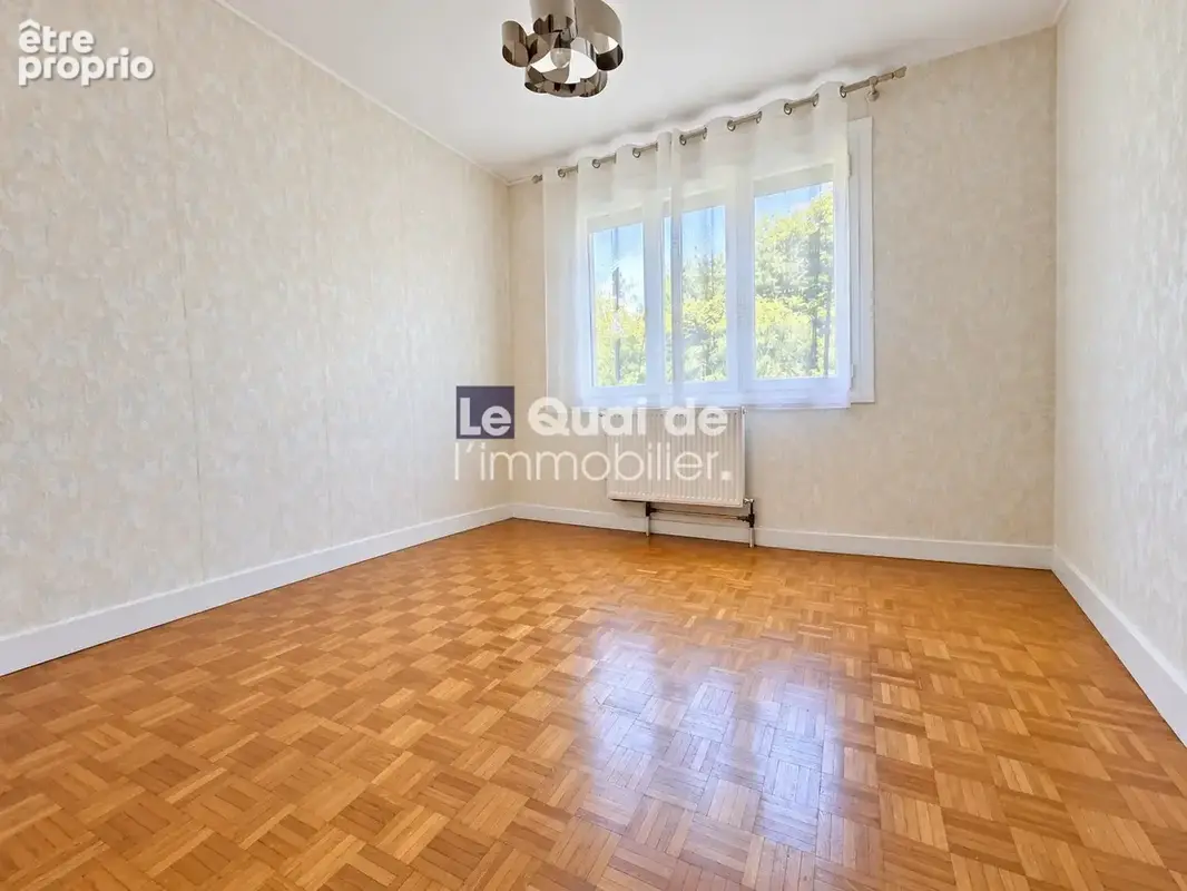 Appartement 4 pièces 80 m² à vendre à Saint-Egreve (38120) - photo 7