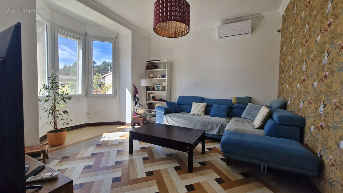 Maison à PERNES-LES-FONTAINES