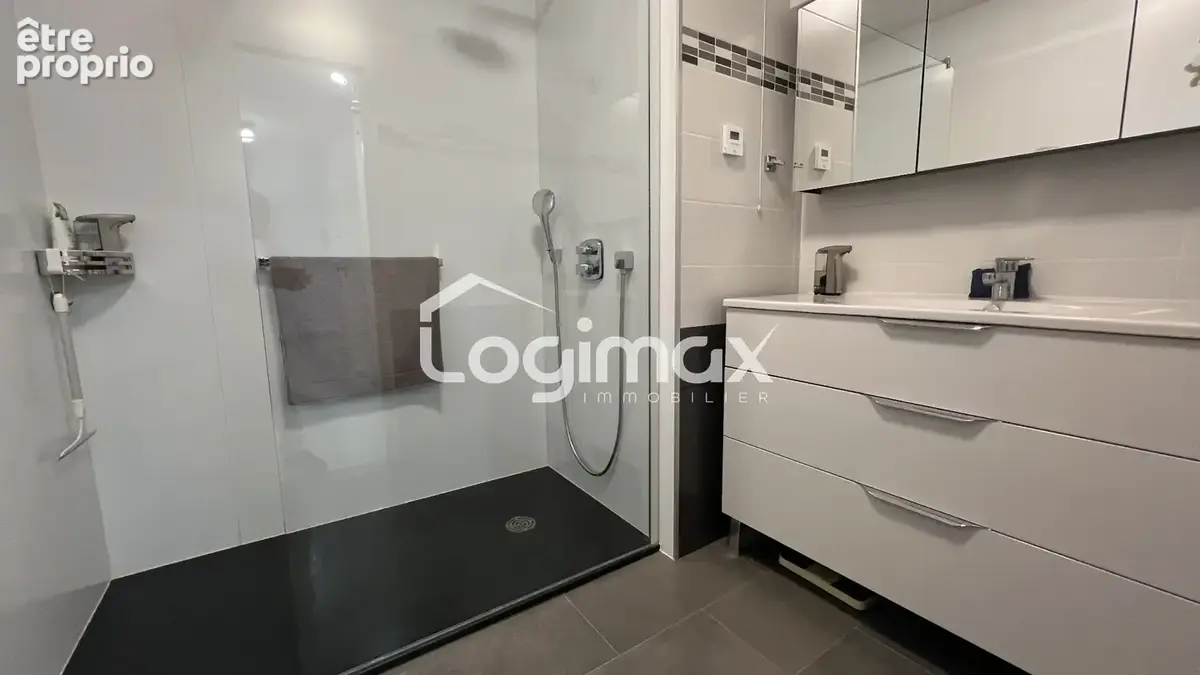Appartement 4 pièces 82 m² à vendre à La Rochelle (17000) - photo 6