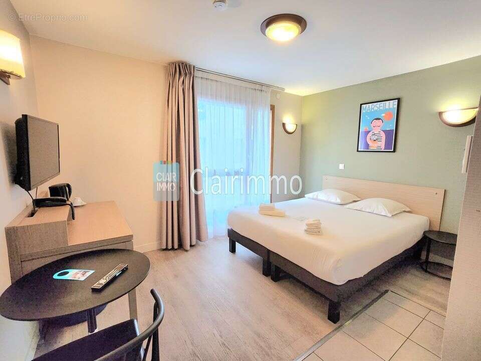 T1 20,05m2  MEUBLE LMNP / 13002