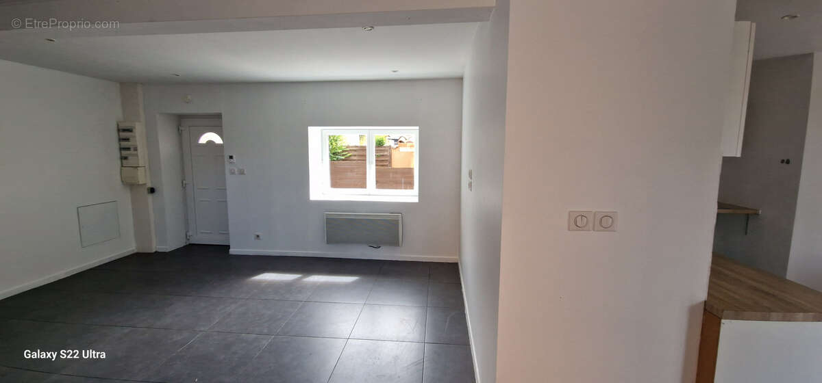 maison de village - 3 chambres - photo 3