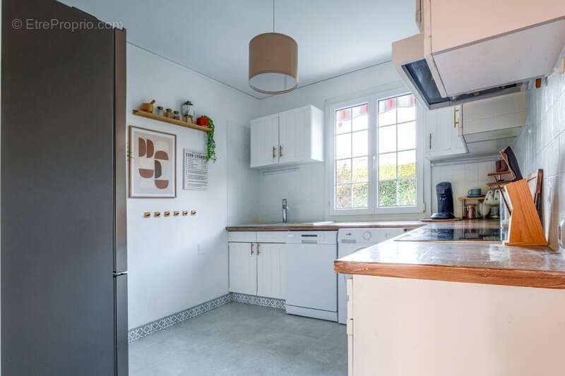 Maison à CHARENTILLY