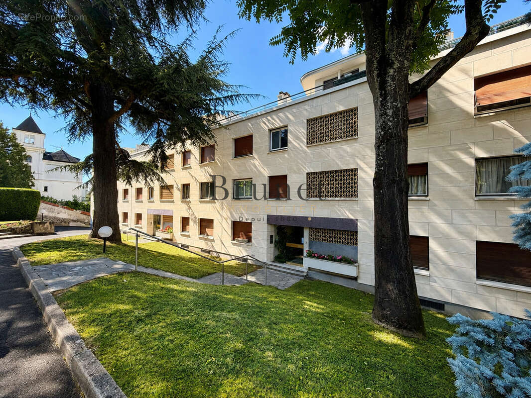 Appartement à SAINT-MAUR-DES-FOSSES