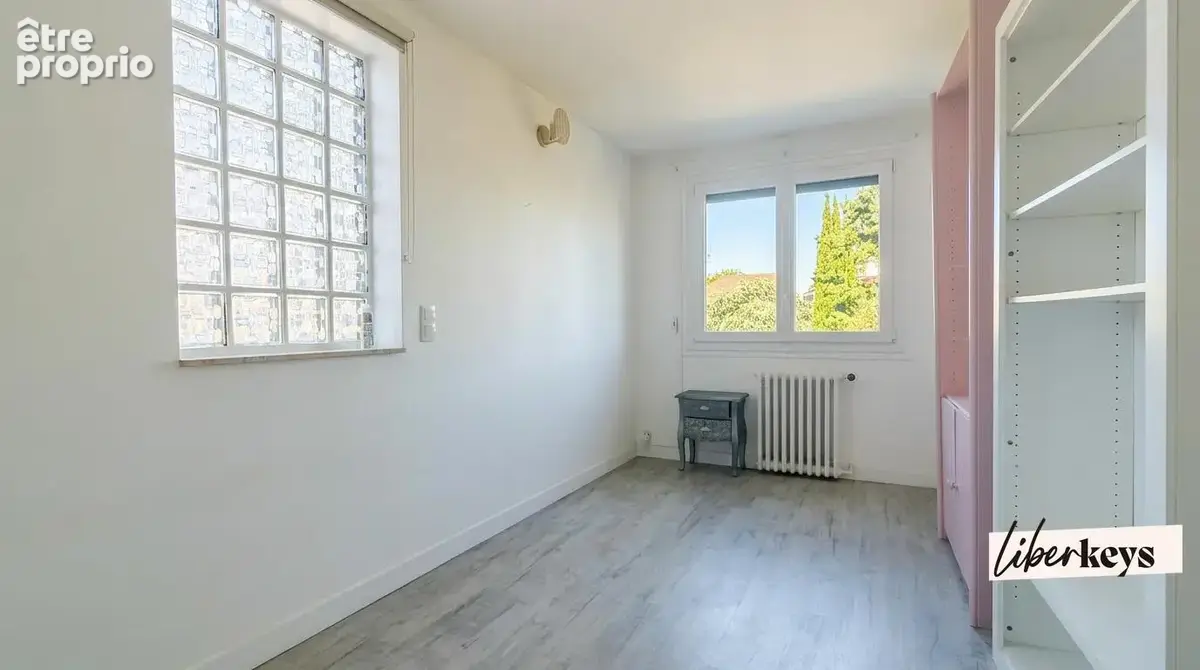 Maison familiale 223 m² avec jardin, terrasses, dépendance et garage – Villemomble - photo 8