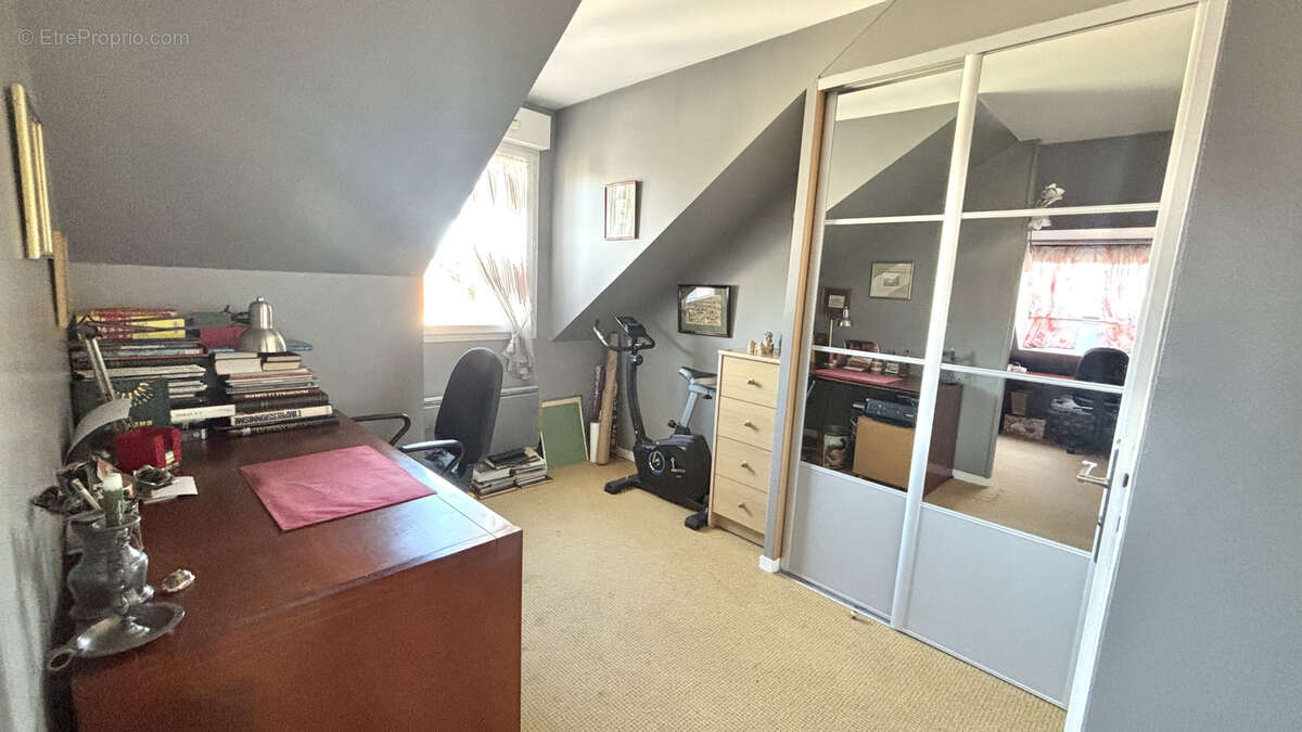 Appartement à SAINT-GRATIEN