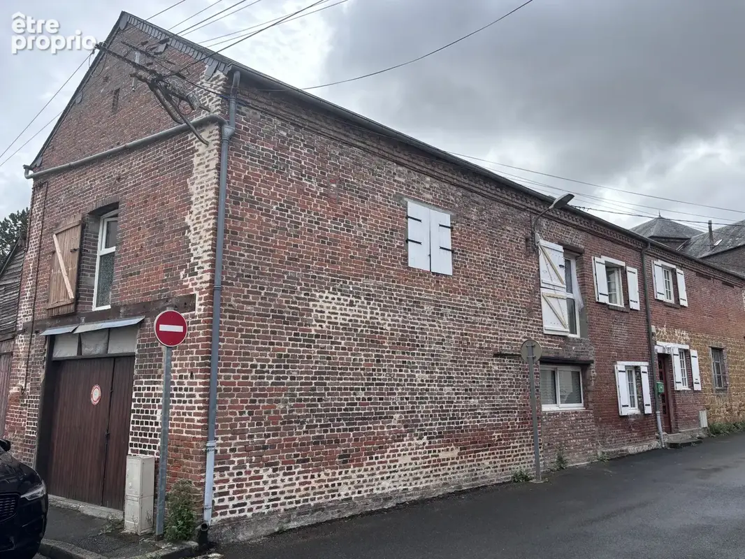 Agréable maison de ville avec 5 chambres confortables, jardin et grand garage. - photo 21