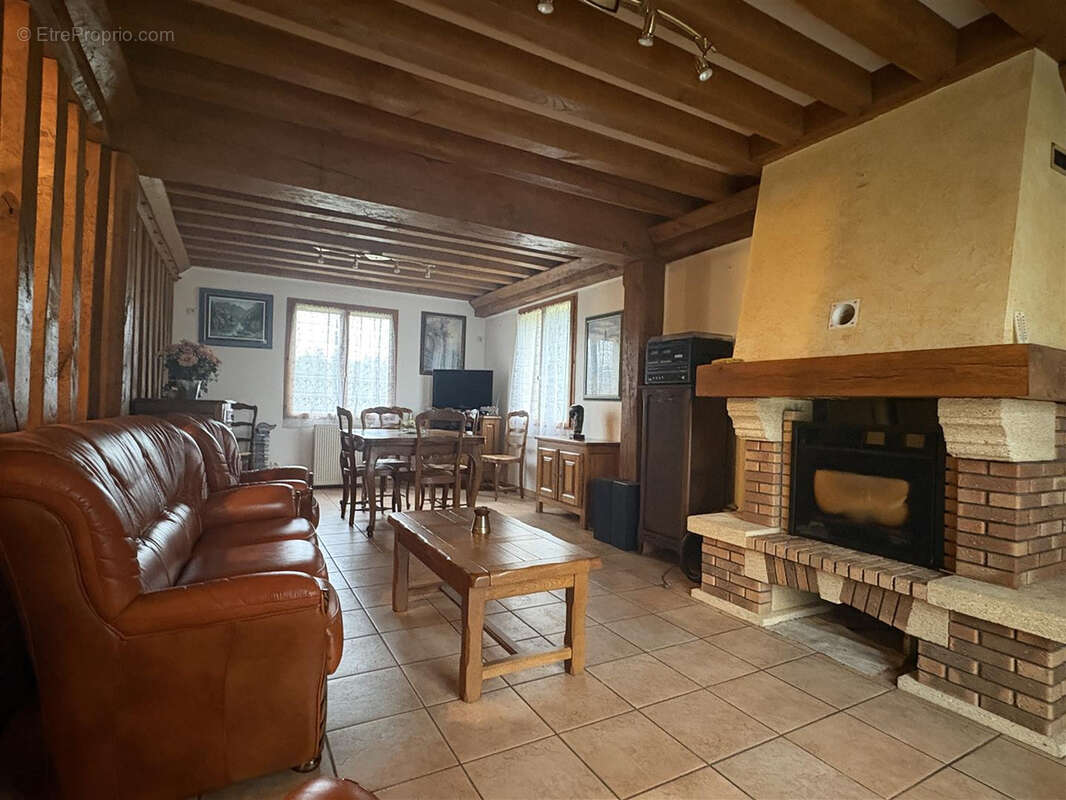 Maison à VIMOUTIERS