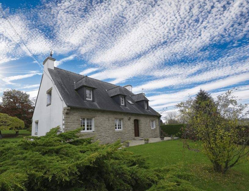 Maison à PLOEUC-SUR-LIE