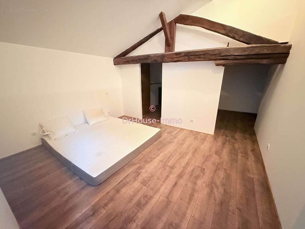 Appartement à VERTHEUIL