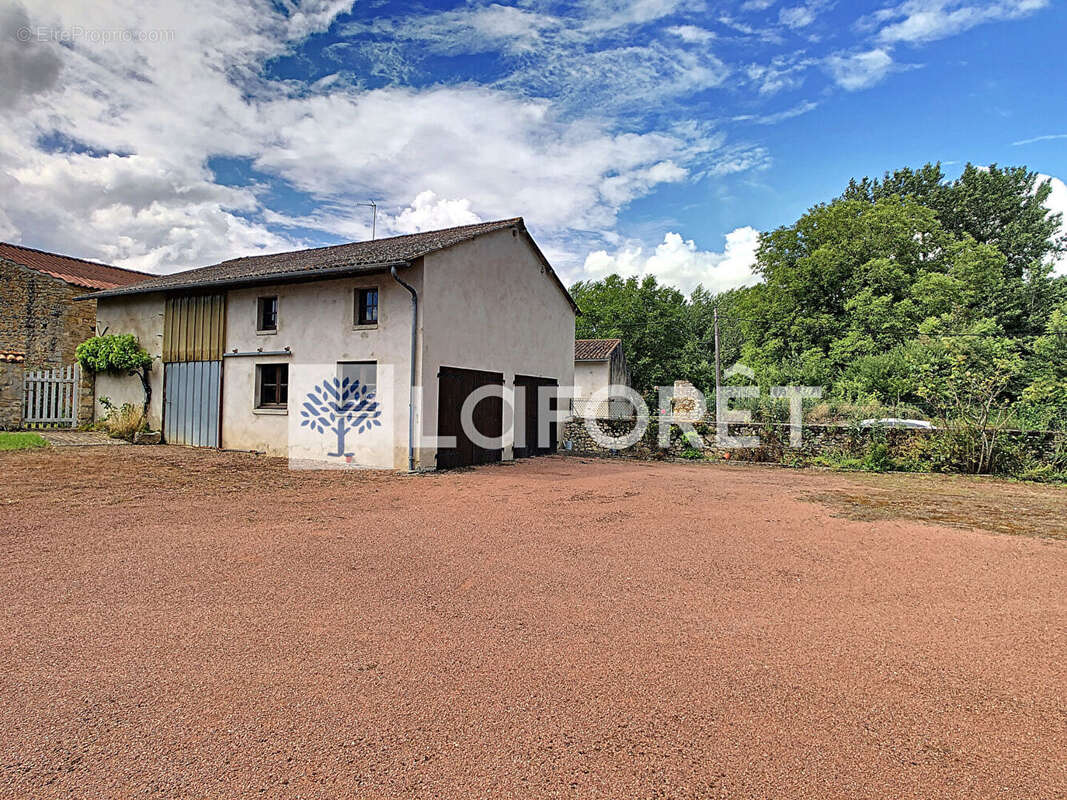 Maison à MONCONTOUR