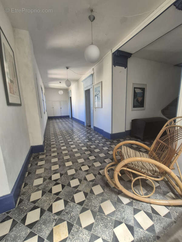 Maison de maître 290 m2 avec 7 chambres, remise et cour   Azille - photo 54
