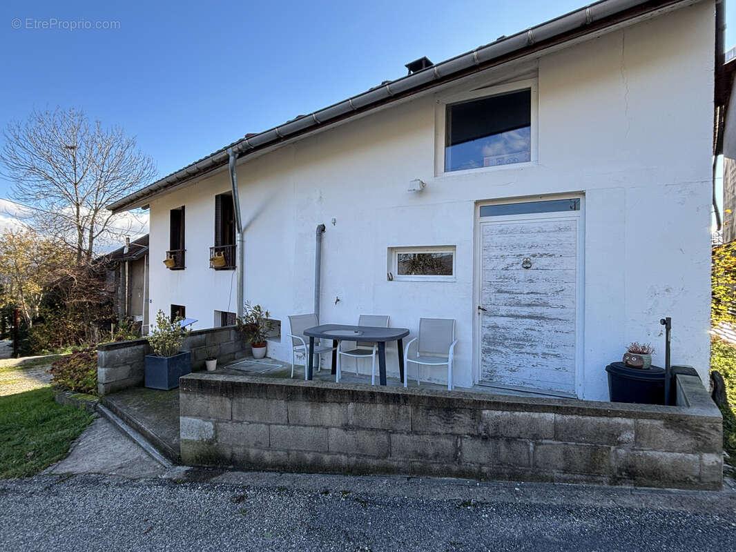 Maison à CORBONOD