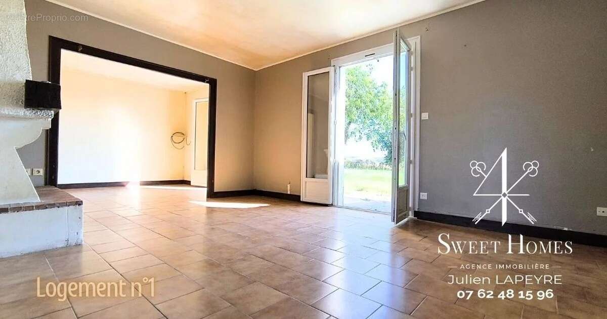 Maison à ROULLET-SAINT-ESTEPHE