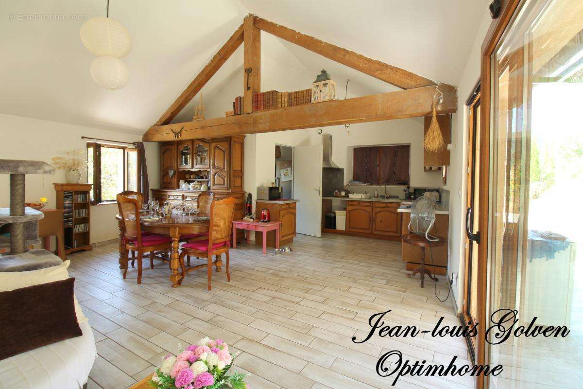 Maison de caractère avec terrasse panoramique -PLAISANCE (12) - photo 2