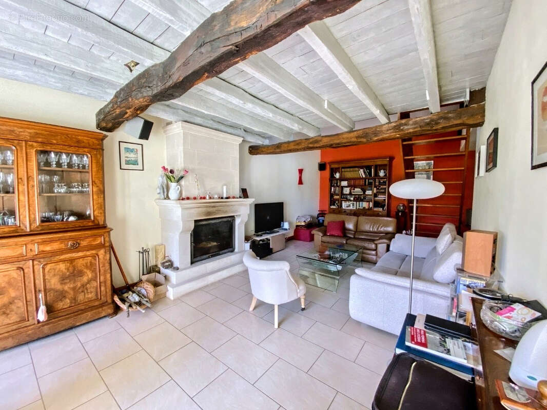 Maison à BUNZAC