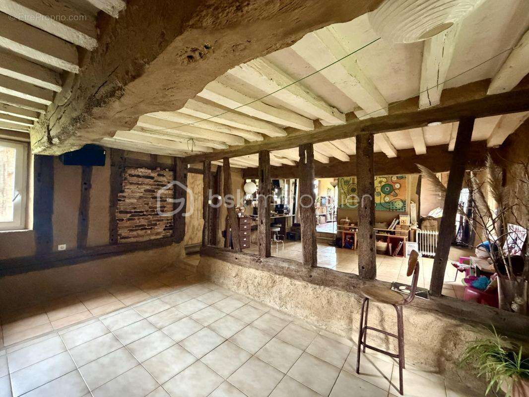 Maison à LA BARRE-EN-OUCHE