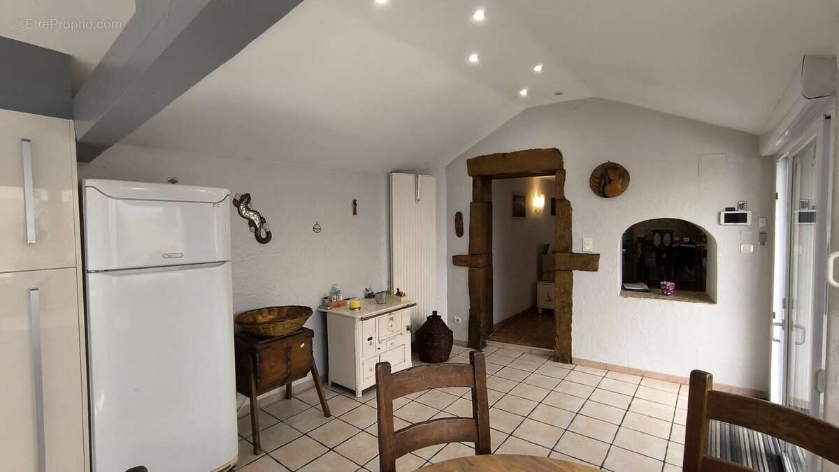 Maison 179 m² à Corcelles-En-Beaujolais  - photo 5