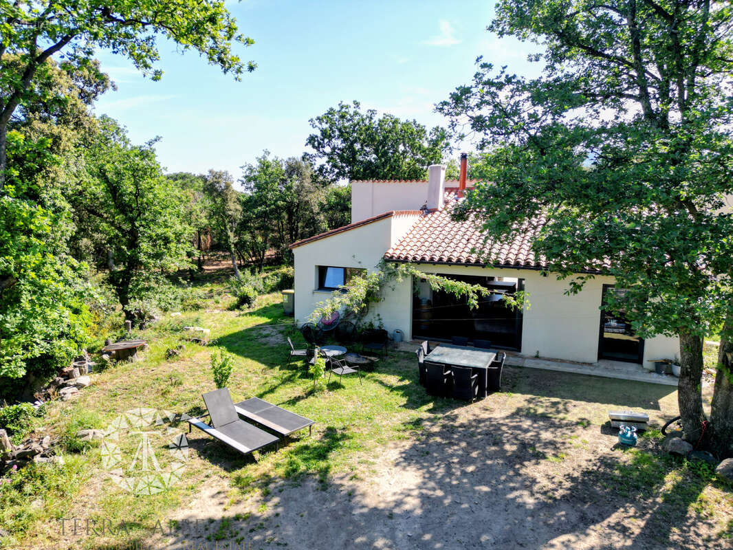 Maison à LAROQUE-DES-ALBERES