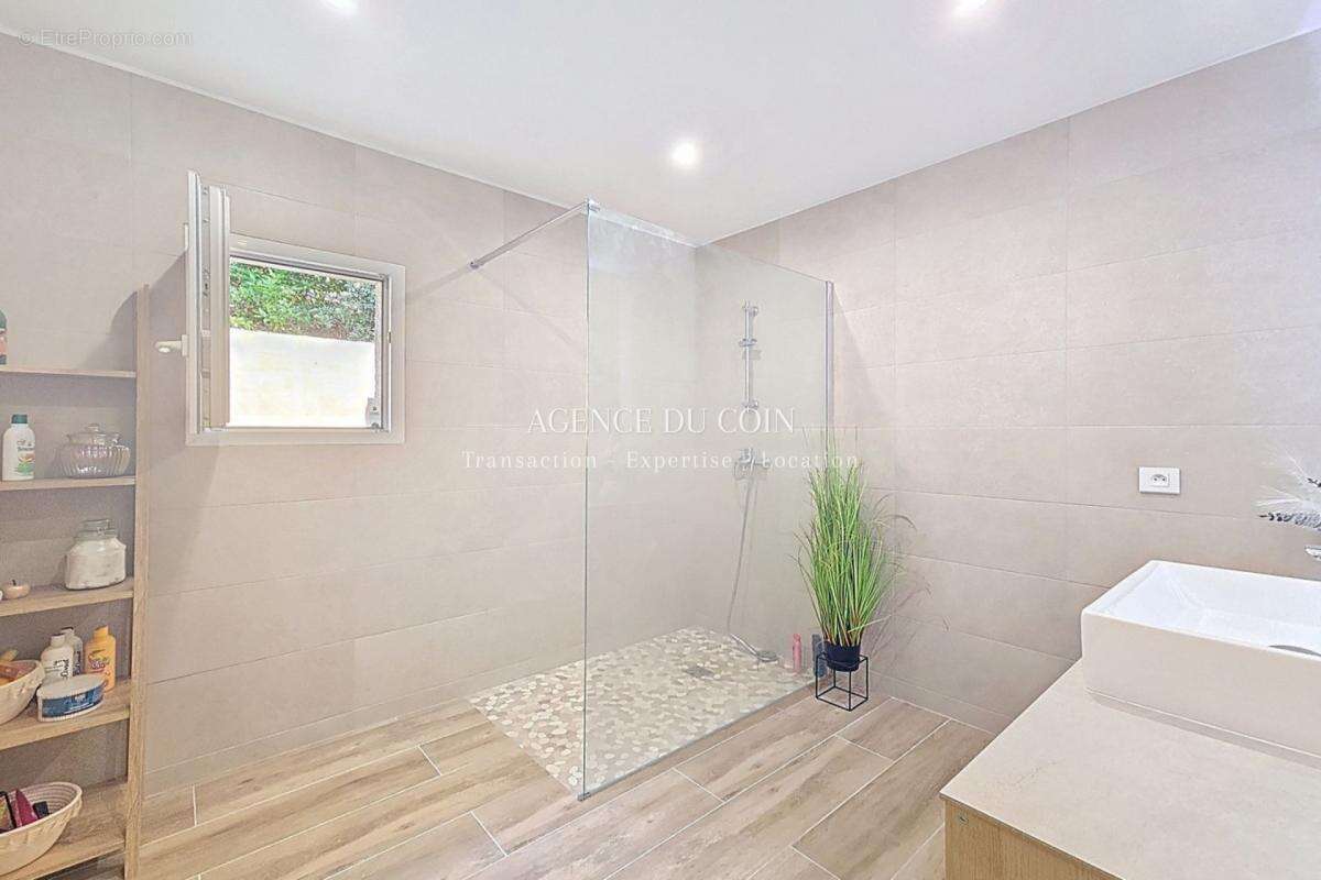 Maison à LE THORONET