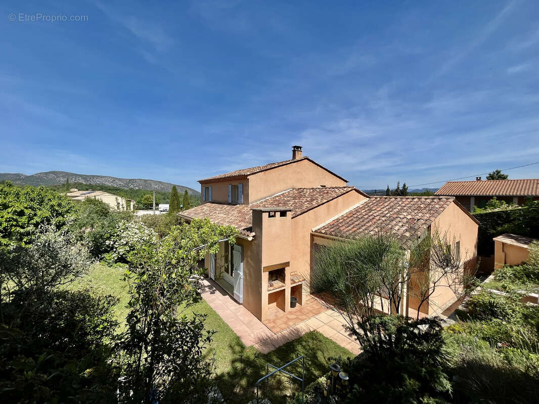 Maison à MALAUCENE
