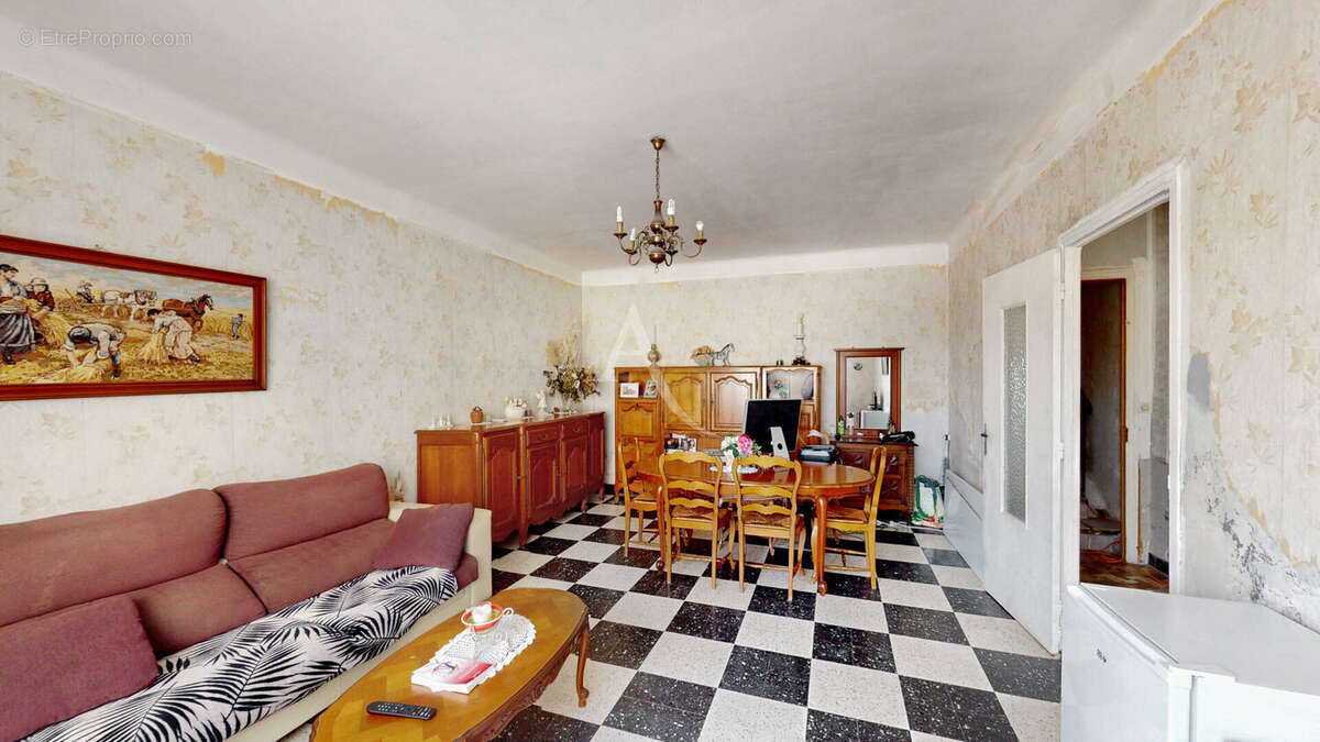Grande maison de village à rénover  Thézan-les-Corbières - photo 2